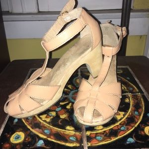 Old navy nude clog sandals
